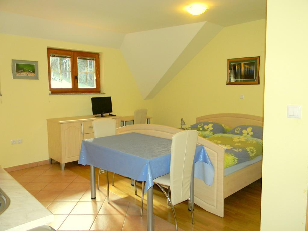 Willa Tourist Farm Kolar Ljubno Pokój zdjęcie